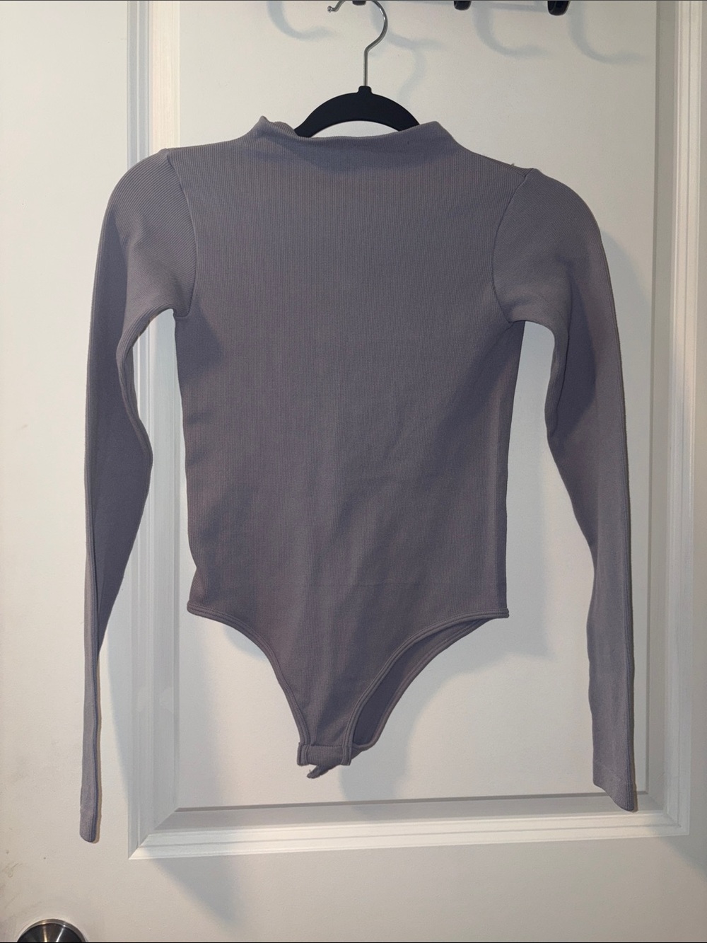Zara Ribbed Long Sleeve Bodysuit in Mauve Gray